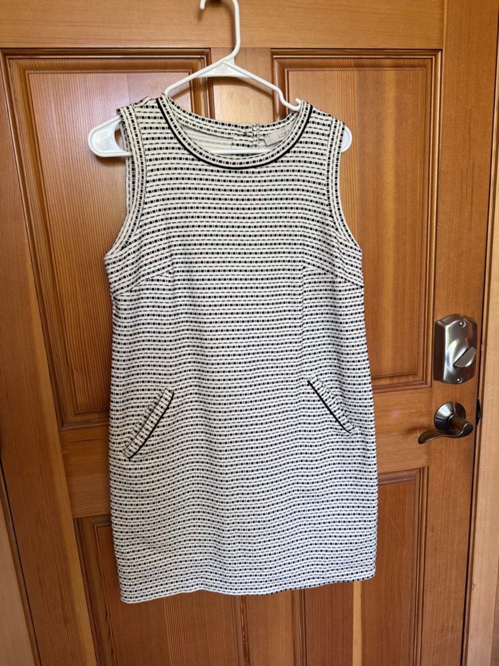 LOFT Black and White Textured Shift Dress - Picture 1 of 3